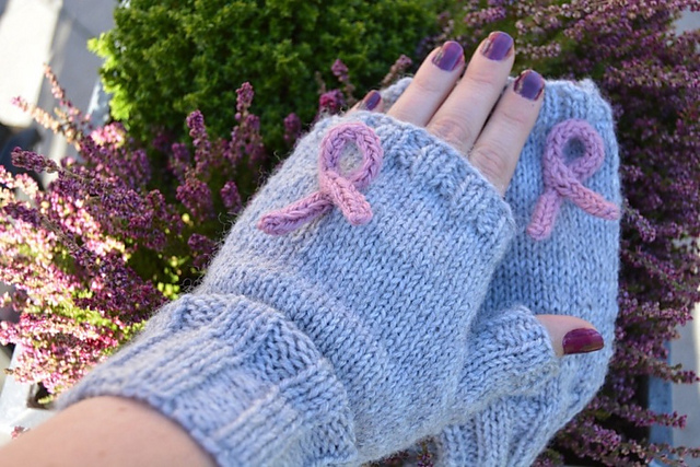 Pink Ribbon October Mitts