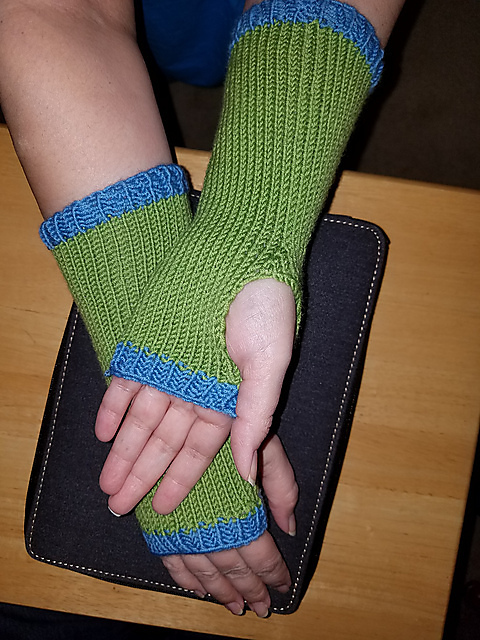 Ultra Basic Cold Office Fingerless Gloves
