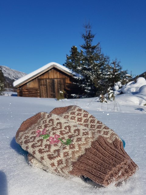 Heartmittens / hjertevotter