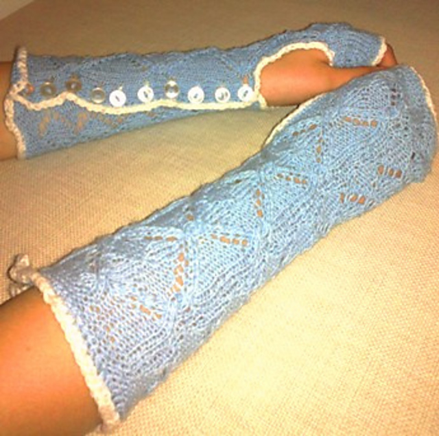 Spitzenhandschuhe zum knöpfen/ Lace Mitts with Buttons