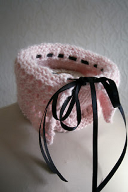 Lightweight Lolita Cowl