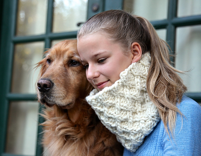 Alhambra Cowl