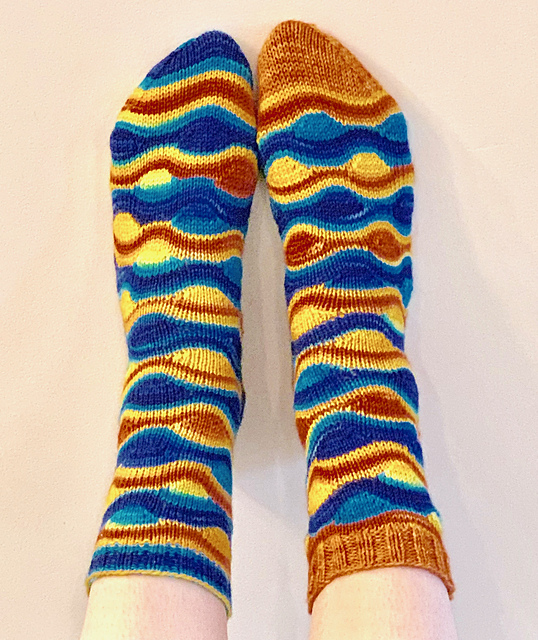 Undulance Socks