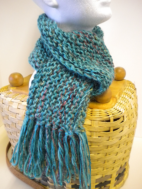 Bulky Garter Self-Fringing Scarf
