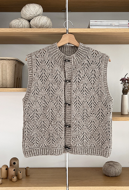 OUT OF FRAME HAND KNIT VEST フレームワーク OUT OF FRAMe ReverseAppliqueベスト（ベスト）｜FRAMeWORK（フレーム