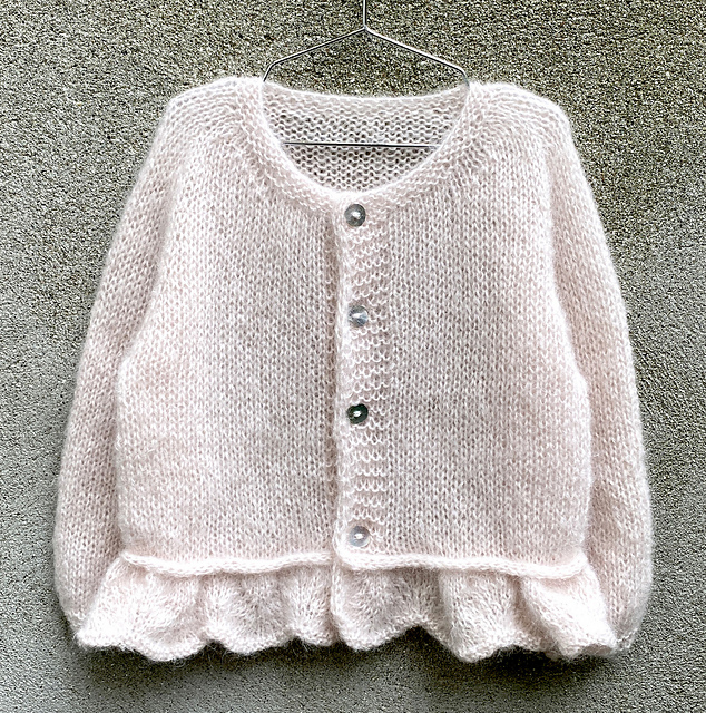 Ravelry: Poppy Cardigan pattern by Pernille Larsen