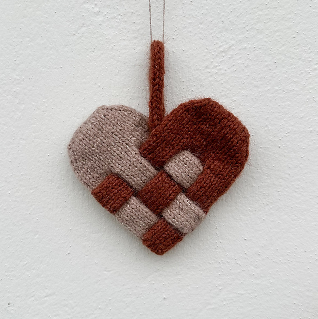 *p(R)ojectR® Heart P knit 即完売品 XL Shop Heart Pattern Pearl Detail Knit Sweater - Style Trolley