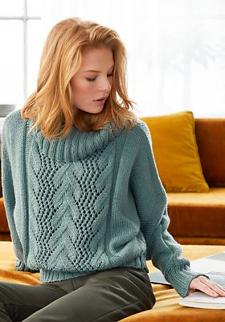 # 12 Pulli mit Rollkragen und Ajourmuster