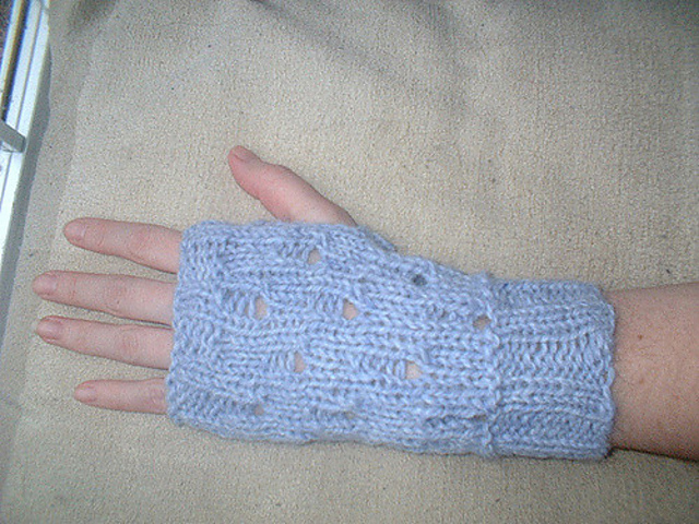 Reversible Fingerless Mitts