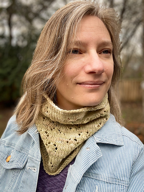 Cat Tracks Cowl