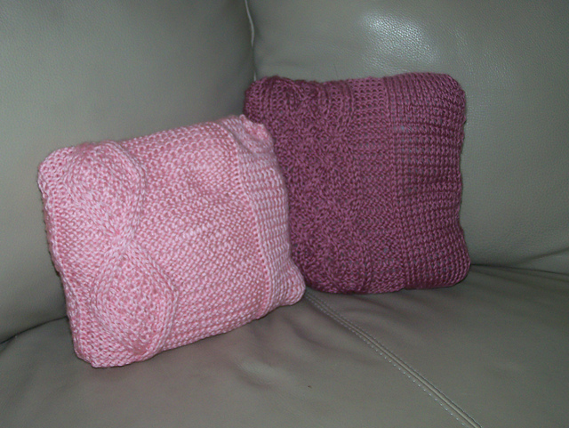 2010-07 Cabled Pillow #2