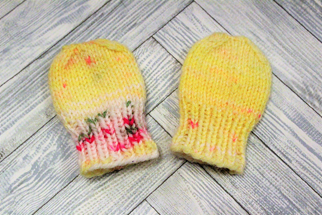 Pretty Baby Mittens