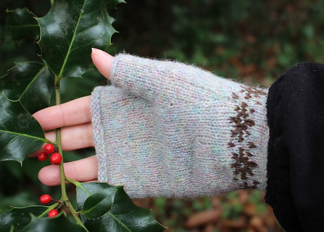 Solstice Mittens