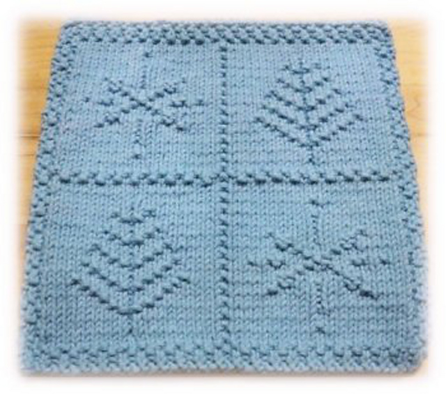 Flakes'n Trees Cloth