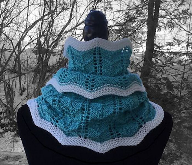 Closer To The Heart Cowl