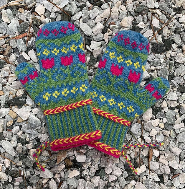 Winter Garden Mittens