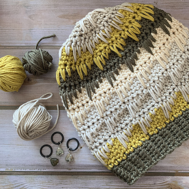 Ravelry: Zip Stitch Hat pattern by Sweet Pea and Sparrow