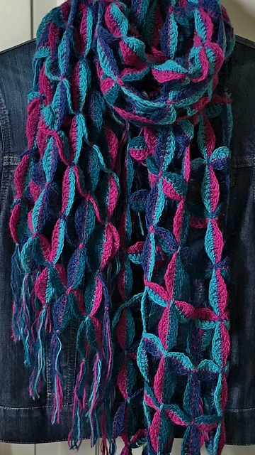 Interlocking Strips Scarf