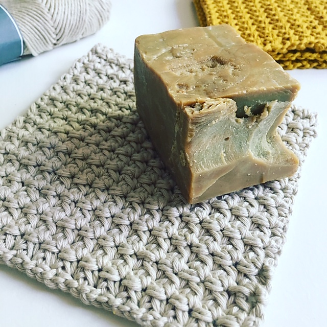 Cross eyed Washcloth