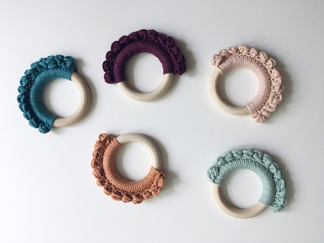 Rosebuds teether