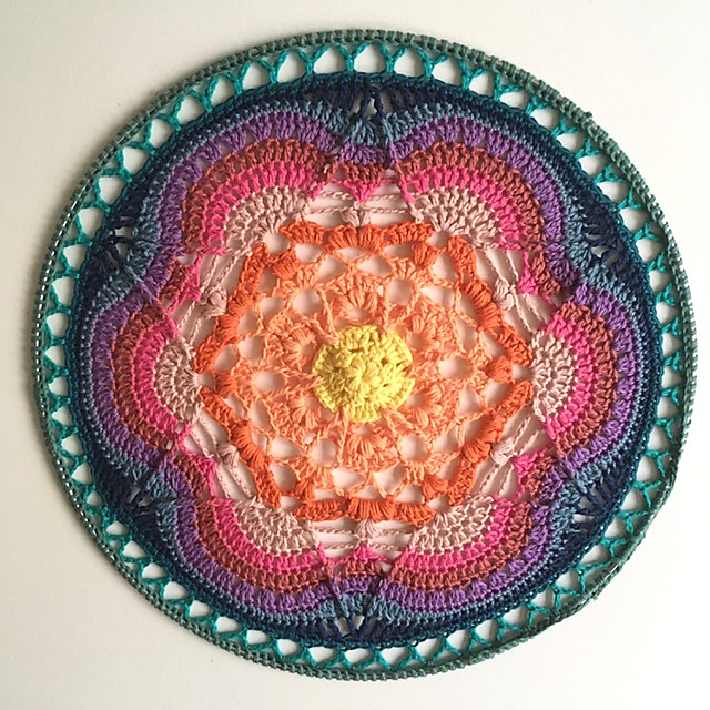 Bright star mandala