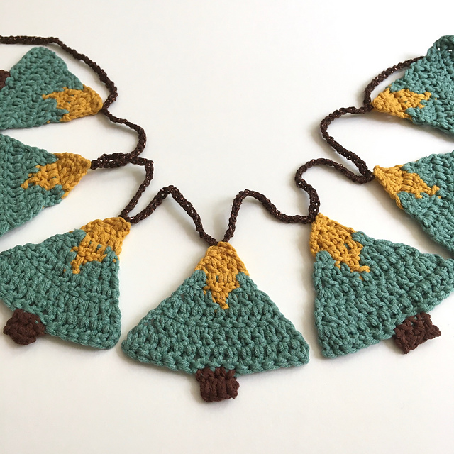 K-Christmas Bunting