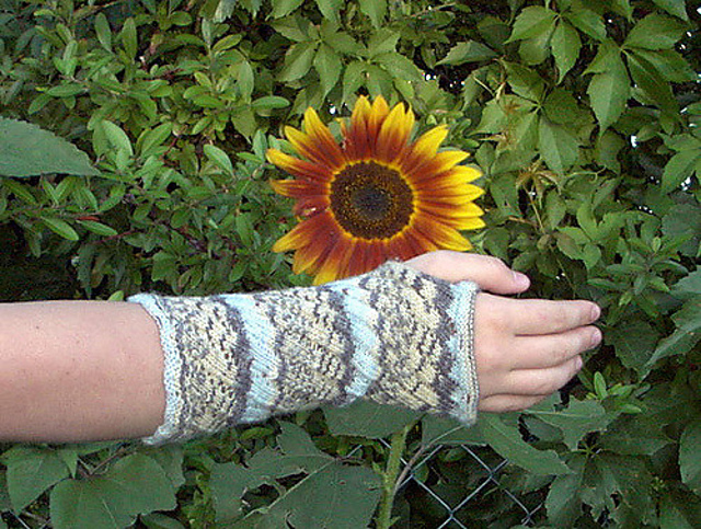 Mermaid Gauntlets