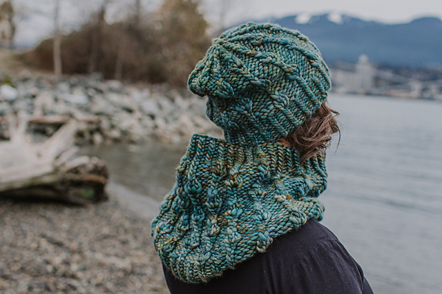 Ponderosa Cowl