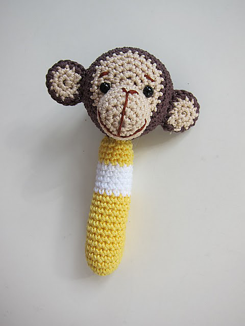 Ravelry: Monkey rattle pattern by Elise Vesterhus