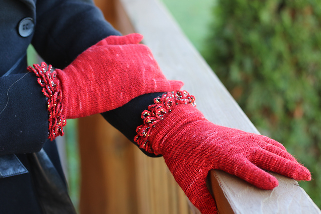 Tiny Bubbles Gloves