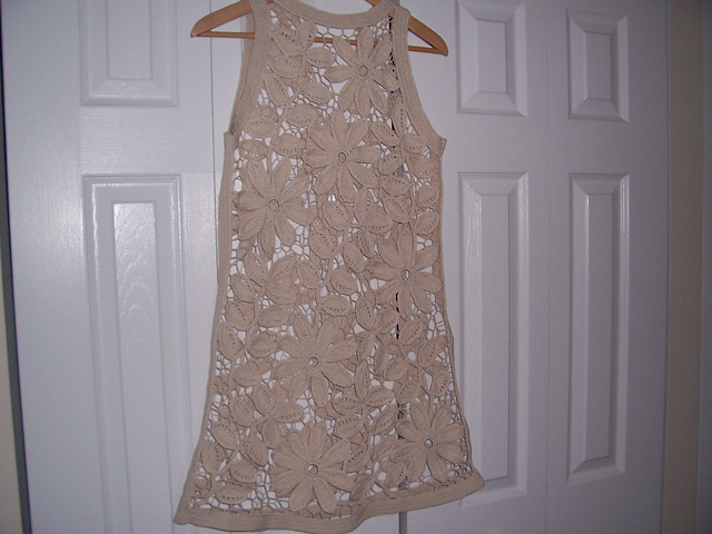 Ravelry: OutstandingCro's Beige Flower Tunic