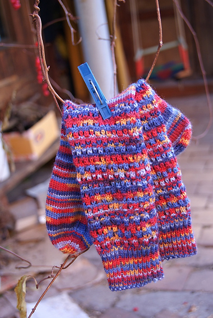 Sansibar - Socken mit Lochmuster