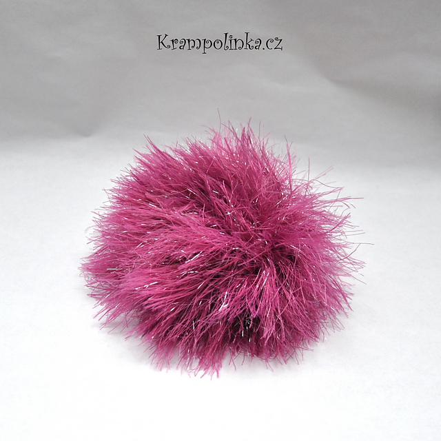 Unusual pompom