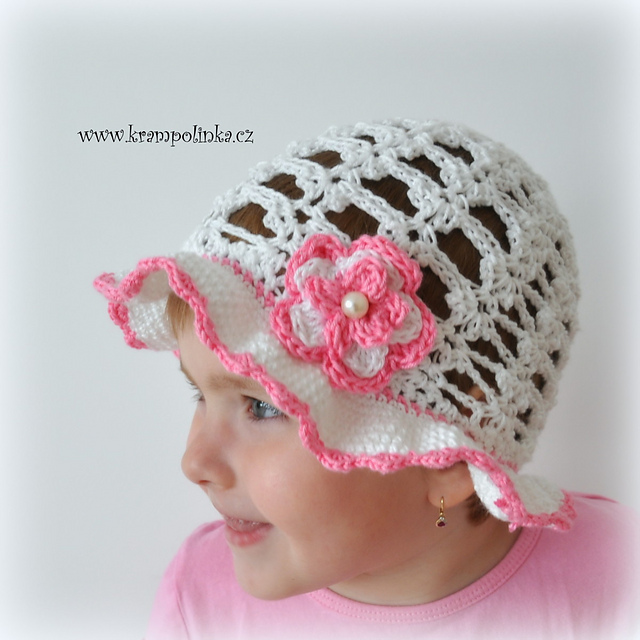 Lace baby hat