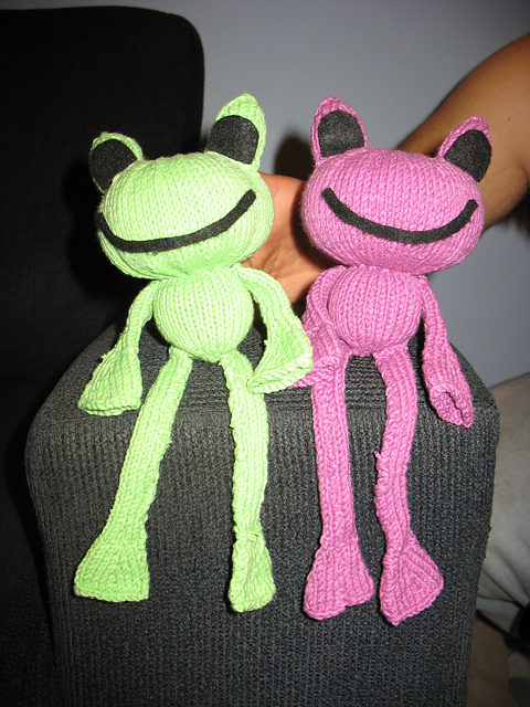 Frank & Fifi The Frogs