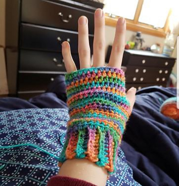 Easy Fast Fingerless Gloves