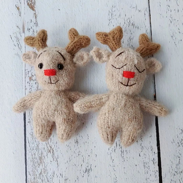 Deer toy