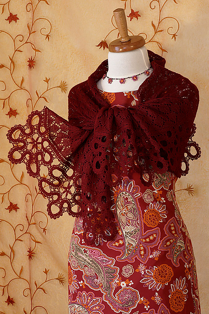 KATHARINA Lace Shawl