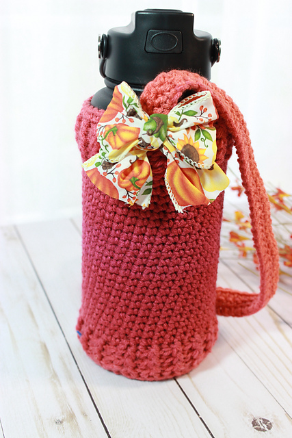 Snug Water Bottle Carrier