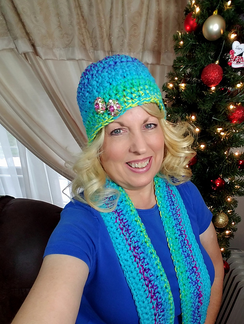 1920's Cloche & Scarf