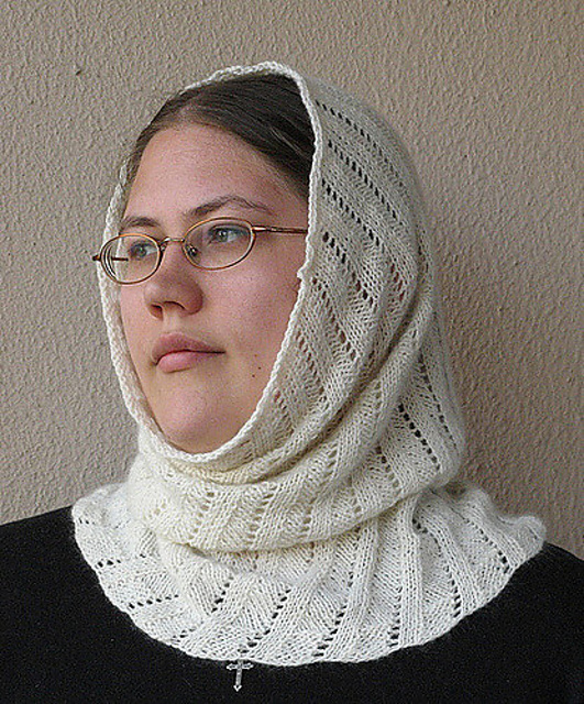 Less Is More Cowl