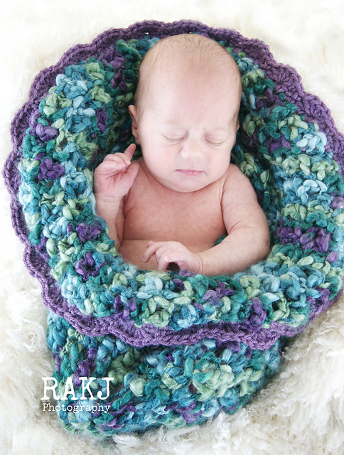 Baby Bloom Cocoon