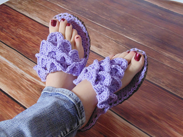 Crocodile Stitch Slippers