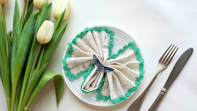 Shell Fold Napkin Edging