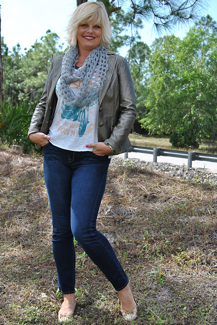 Simple Chevron Lace Crochet Infinity Loop Scarf