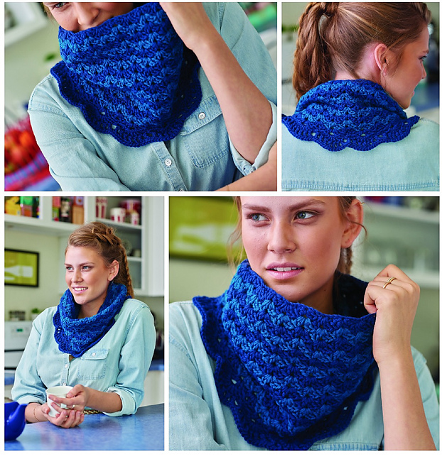 Laguna Surf Wavy Striped Cowl