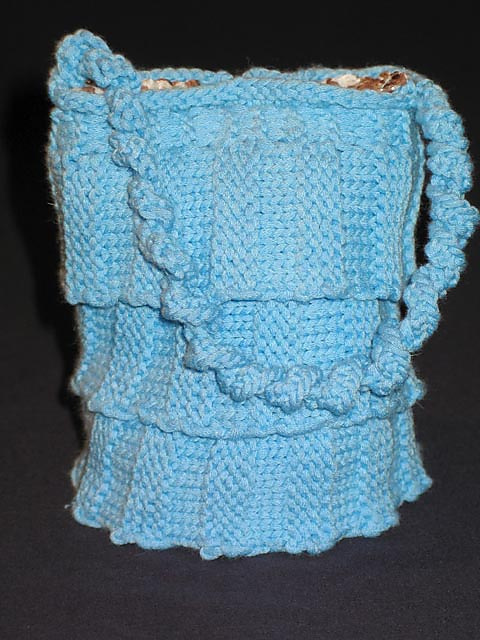 Little Ruffled Handbag - Knit Version