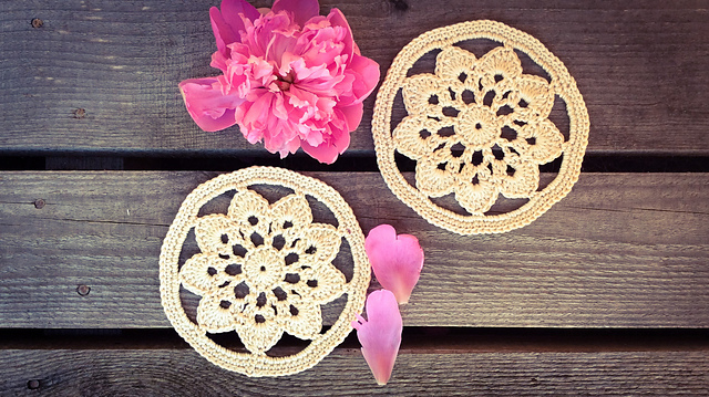 Flower Circle Coaster