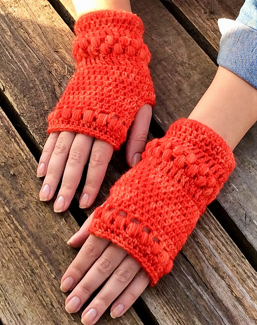 Spiced Autumn Wrist Warmers