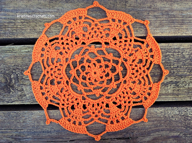 Little Pineapple Doily